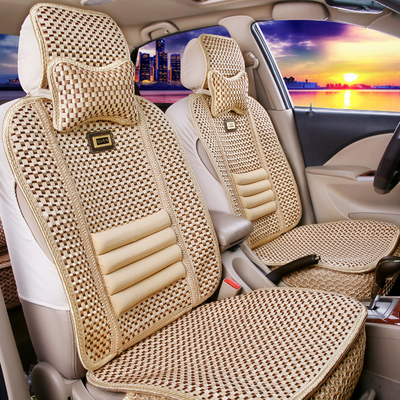 從細(xì)節(jié)出發(fā) 汽車內(nèi)飾用品的潮流之選——讓愛車煥發(fā)新活力